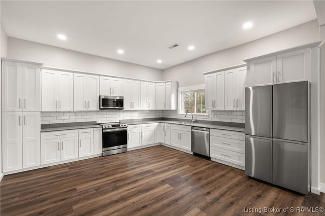 600 Farquar Avenue, Corydon, IN 47112