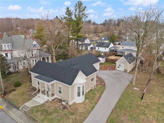 600 Farquar Avenue, Corydon, IN 47112