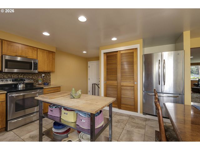 8815 Se 28TH Ave, Milwaukie, OR 97222