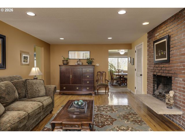 8815 Se 28TH Ave, Milwaukie, OR 97222