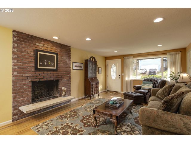 8815 Se 28TH Ave, Milwaukie, OR 97222