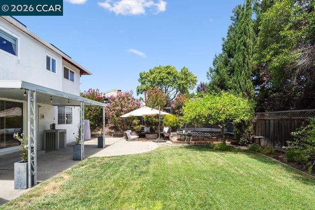 6657 Waverly Rd, Martinez, CA 94553