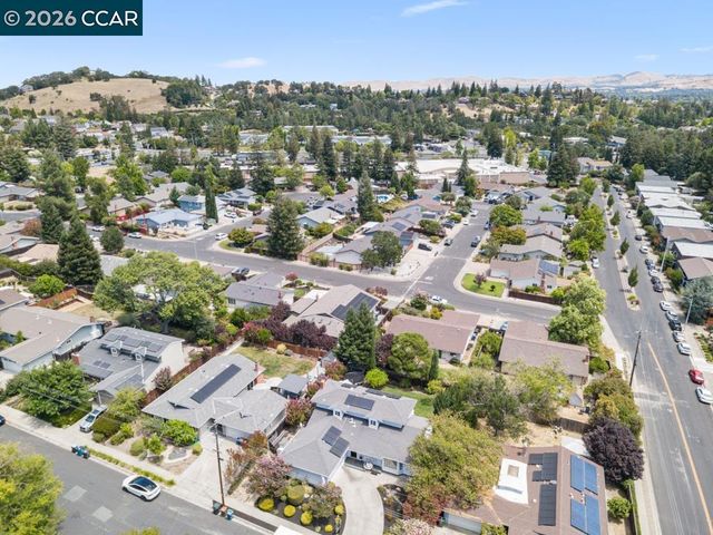 6657 Waverly Rd, Martinez, CA 94553