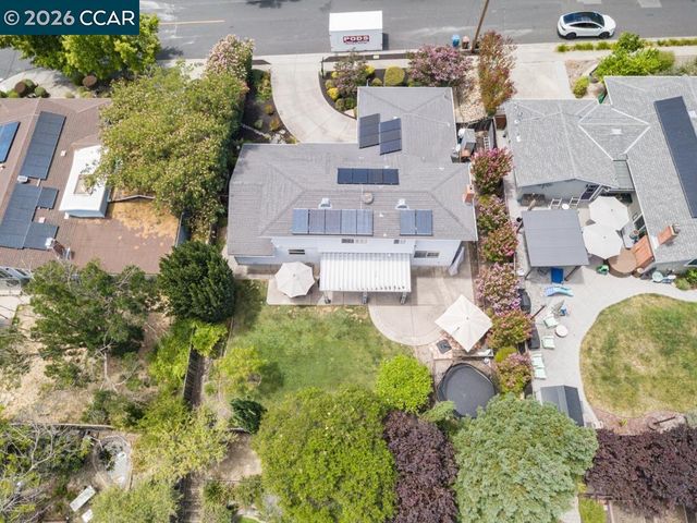 6657 Waverly Rd, Martinez, CA 94553