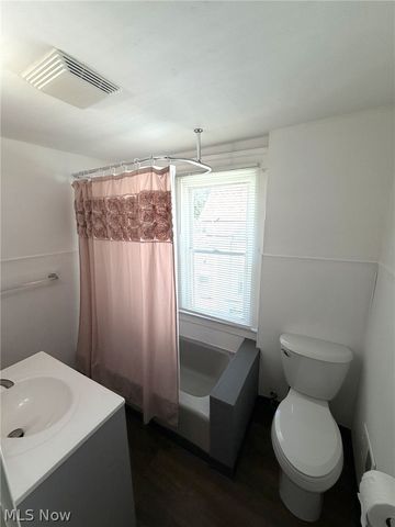 412 Iddings Avenue SE, Warren, OH 44483