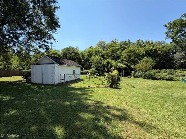 412 Iddings Avenue SE, Warren, OH 44483