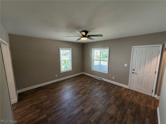 412 Iddings Avenue SE, Warren, OH 44483