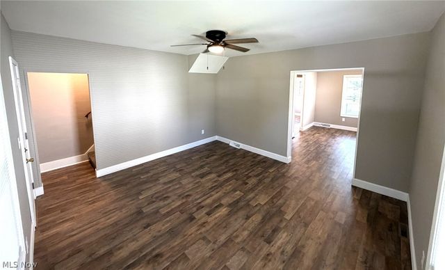 412 Iddings Avenue SE, Warren, OH 44483