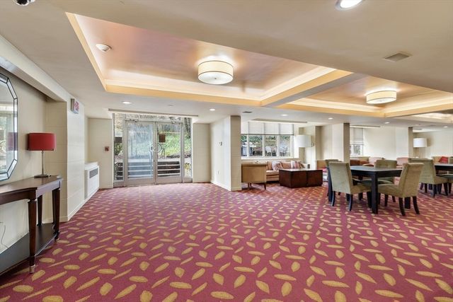 99 Pond Ave 222, Brookline, MA 02445