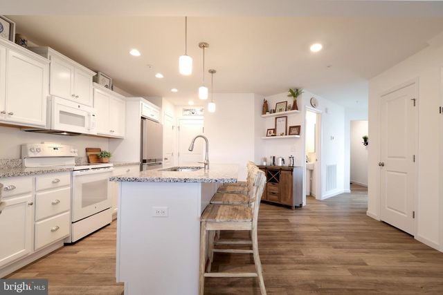 154 MAGNOLIA LN, State College, PA 16803