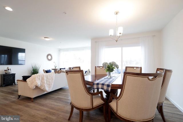 154 MAGNOLIA LN, State College, PA 16803