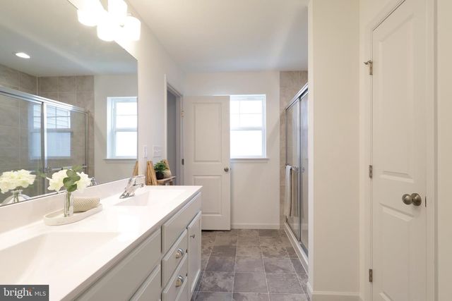 154 MAGNOLIA LN, State College, PA 16803