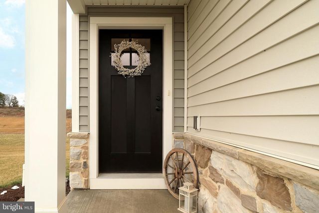 154 MAGNOLIA LN, State College, PA 16803