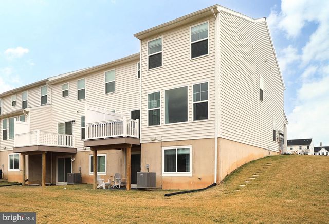 154 MAGNOLIA LN, State College, PA 16803