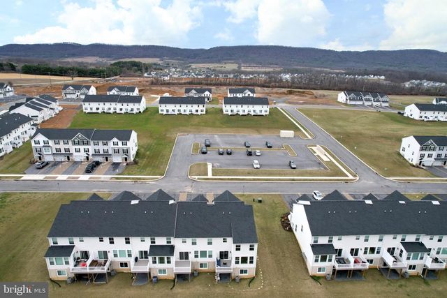 154 MAGNOLIA LN, State College, PA 16803