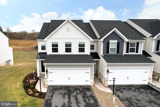 154 MAGNOLIA LN, State College, PA 16803