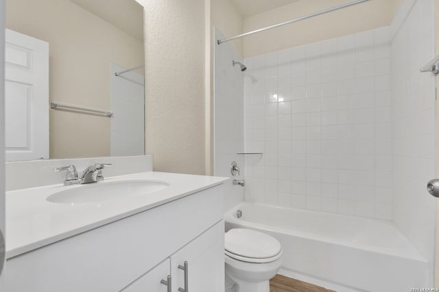 11230 Blue Feather, San Antonio, TX 78254