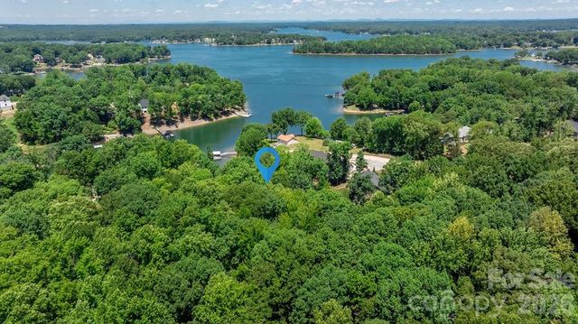 120 Sawyer Lane, Mooresville, NC 28117