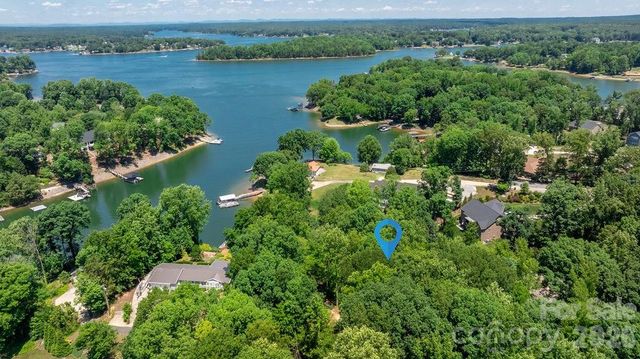 120 Sawyer Lane, Mooresville, NC 28117
