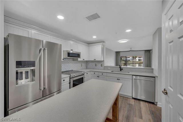 3029 Driftwood WAY 3307, Naples, FL 34109