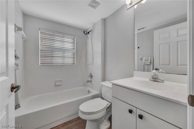 3029 Driftwood WAY 3307, Naples, FL 34109