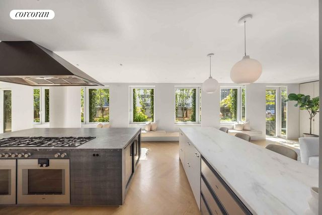 37 WARREN Street PHCD, New York City, NY 10007