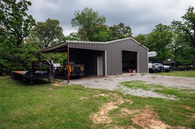 10647 E Fm 3178, Oakwood, TX 75855