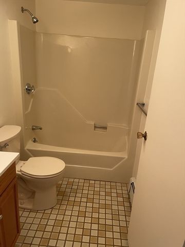 50 Cambridge Road 302, Woburn, MA 01801