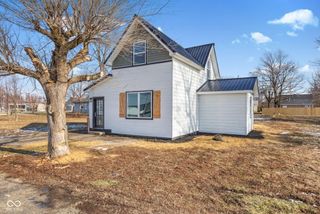 217 4th Street, Tipton, IN 46072