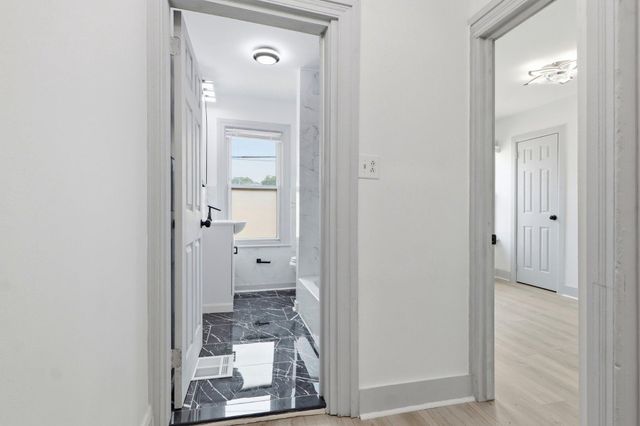 1269 E PHILADELPHIA ST, York, PA 17403