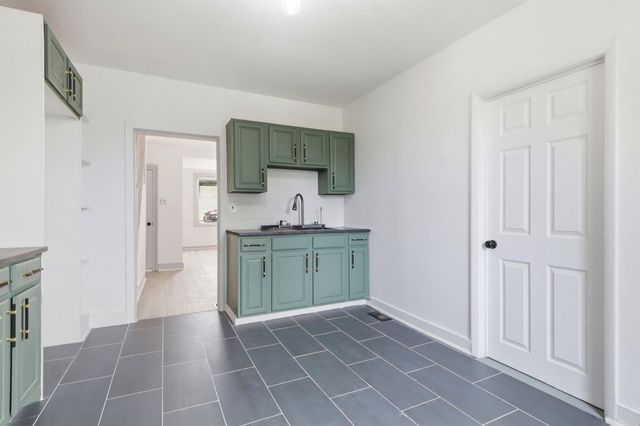 1269 E PHILADELPHIA ST, York, PA 17403