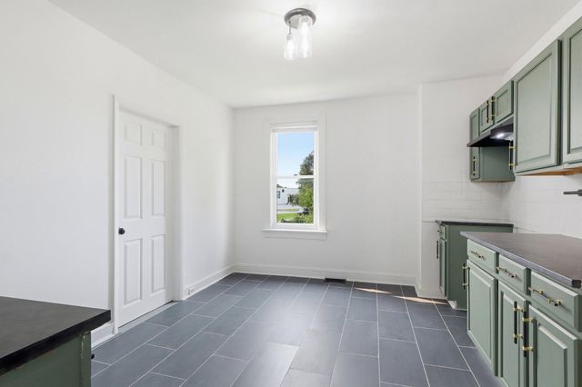 1269 E PHILADELPHIA ST, York, PA 17403