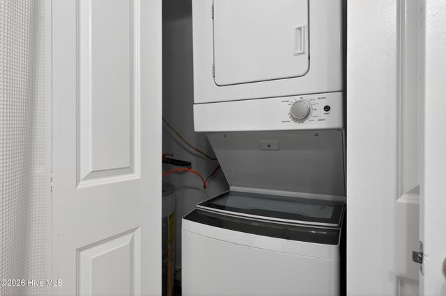 504 S Carolina Beach Avenue S Unit J3, Carolina Beach, NC 28428