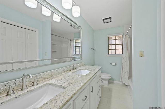 2125 San Clemente Dr, Baton Rouge, LA 70815