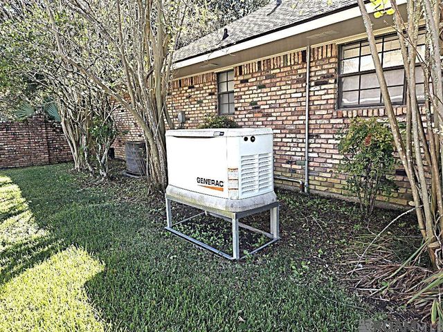 2125 San Clemente Dr, Baton Rouge, LA 70815