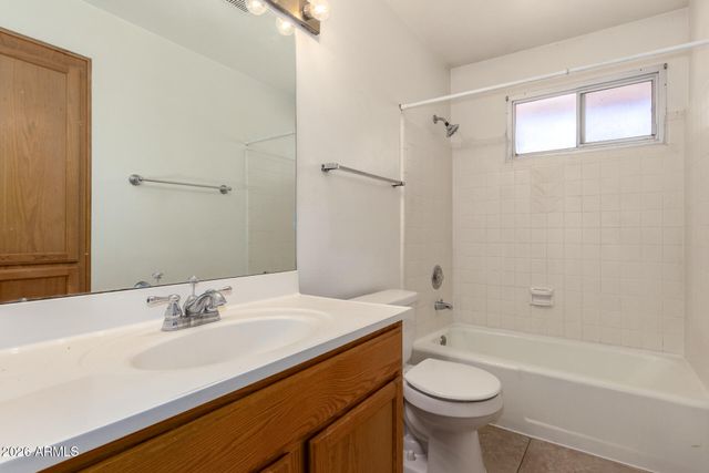 4013 S HAZELTON Lane, Tempe, AZ 85282