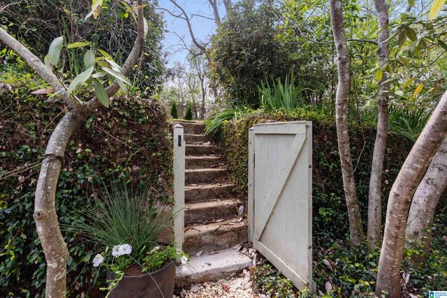 620 49TH STREET S, Birmingham, AL 35222