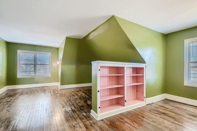 2541 3rd Avenue S, Minneapolis, MN 55404