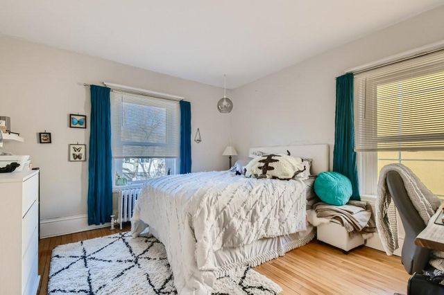 2541 3rd Avenue S, Minneapolis, MN 55404