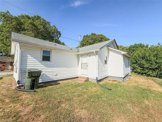 601 Huger Street, Thomasville, NC 27360