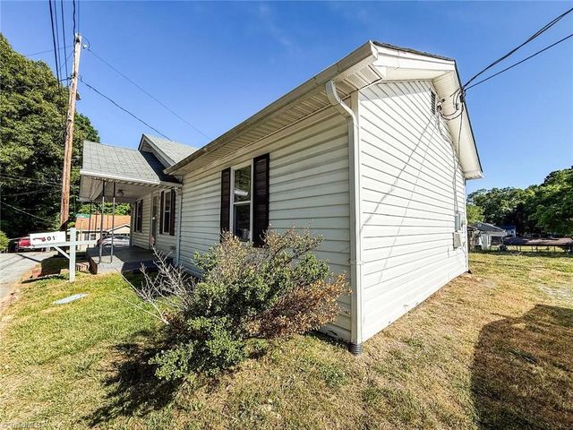 601 Huger Street, Thomasville, NC 27360