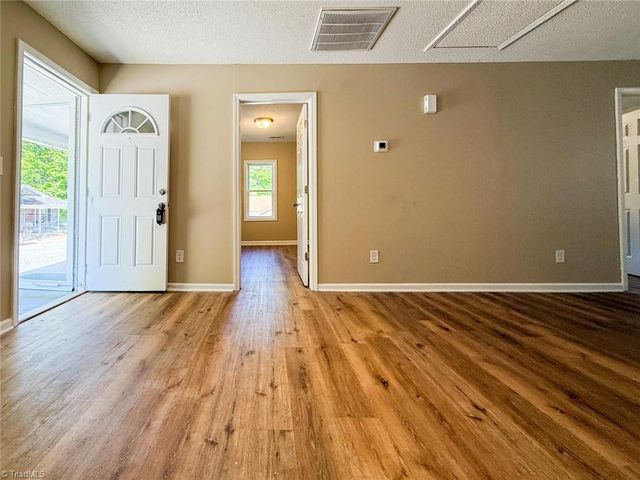601 Huger Street, Thomasville, NC 27360