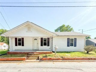 601 Huger Street, Thomasville, NC 27360