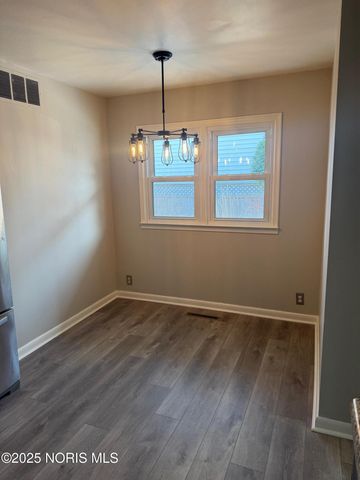 716 Winfield Avenue, Findlay, OH 45840