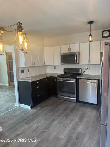 716 Winfield Avenue, Findlay, OH 45840