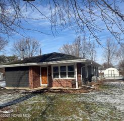 716 Winfield Avenue, Findlay, OH 45840