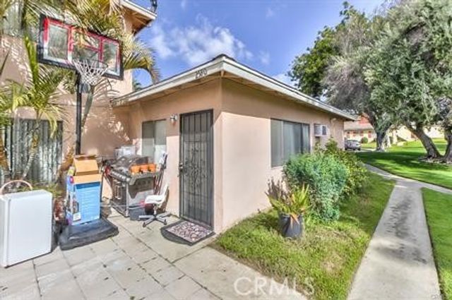 2580 Hayes, La Verne, CA 91750