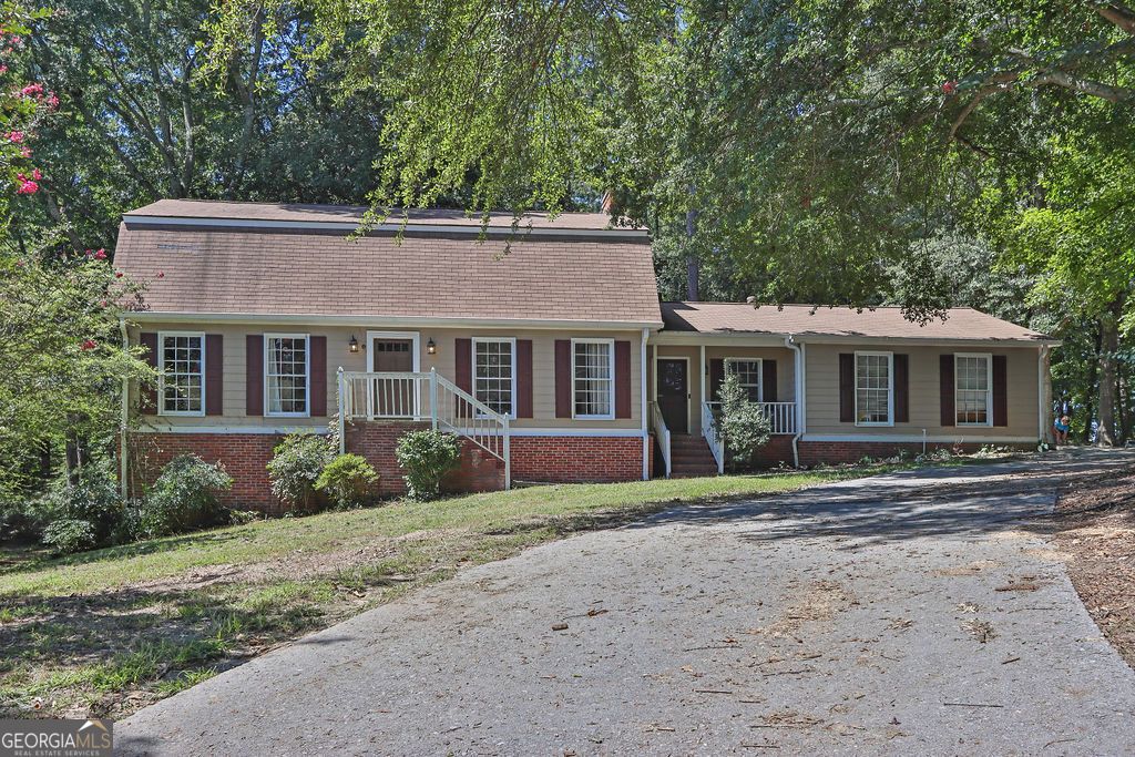 2419 Broad Creek Drive, Stone Mountain, GA 30087