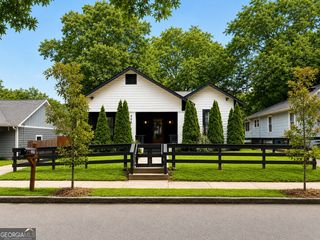 906 Westmont Road SW, Atlanta, GA 30311