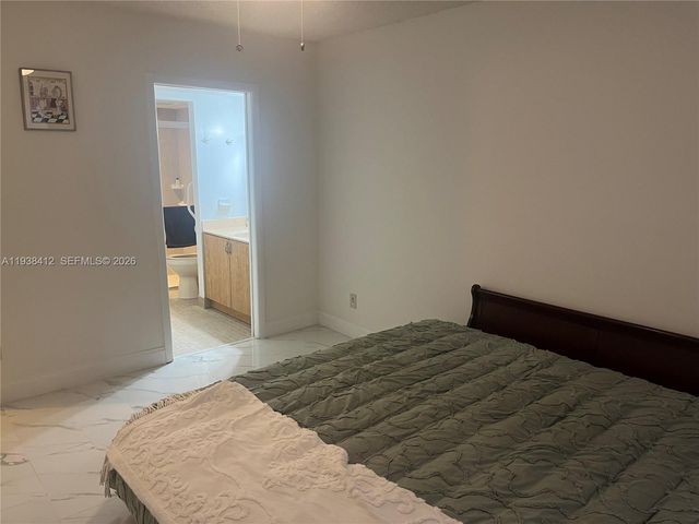 10402 Sunrise Lakes Boulevard 107, Sunrise, FL 33322